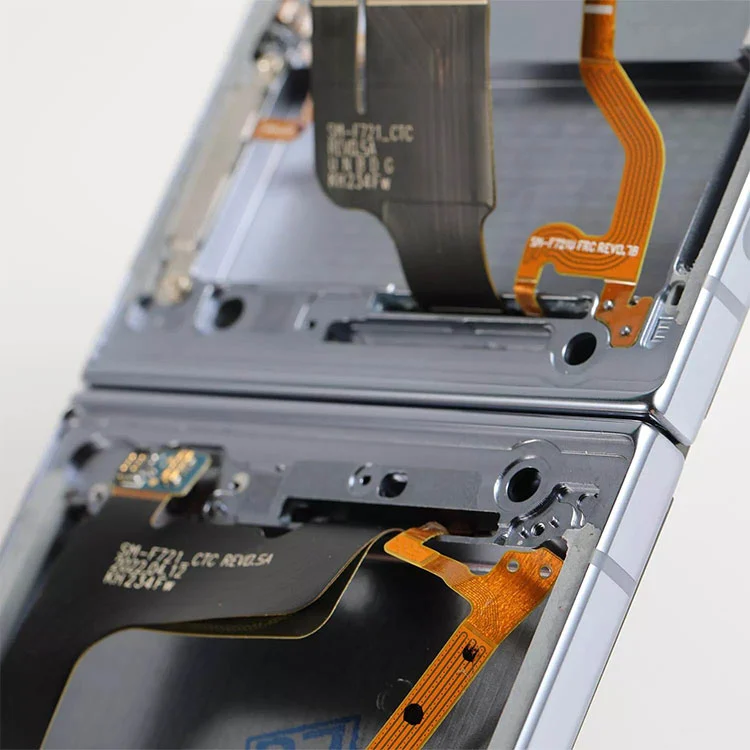 Flip 4 LCD Screens