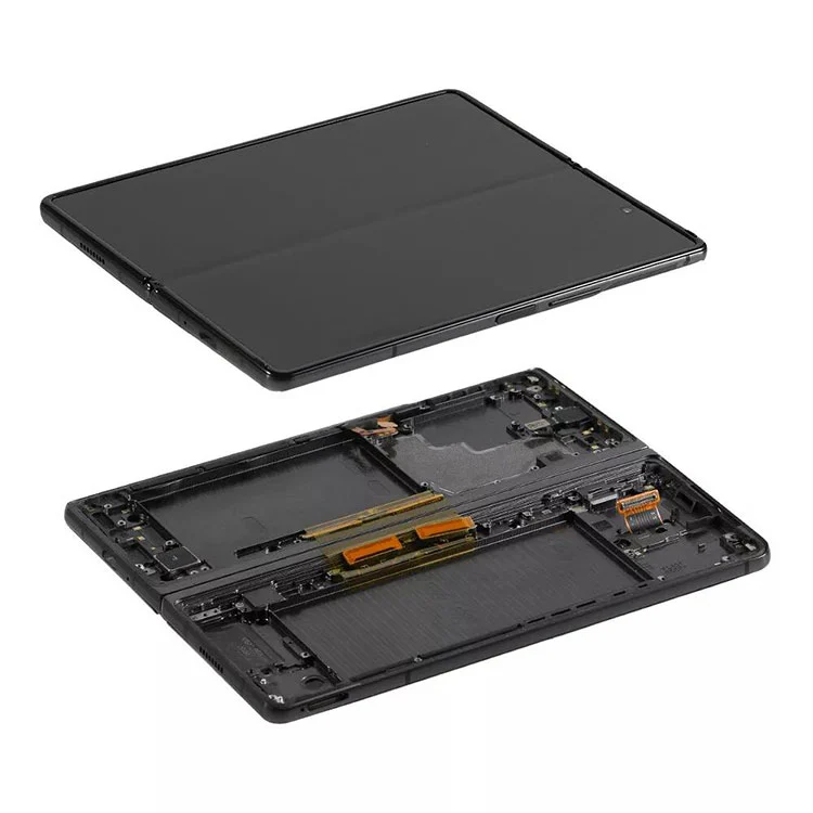 Fold 2 LCD Screens